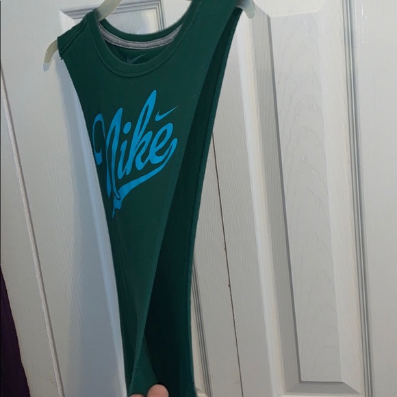 tank top - Picture 4 of 4